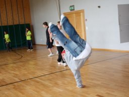 breakdance_2011_20130217_1867212378